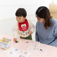 2026年1月8日_ぞうけいあそび（シールでペタペタ）