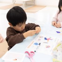 2026年1月8日_ぞうけいあそび（シールでペタペタ）