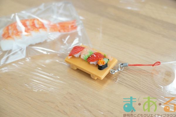 2026年2月23日_お寿司のキーホルダーとアイシングクッキーを作ろう！