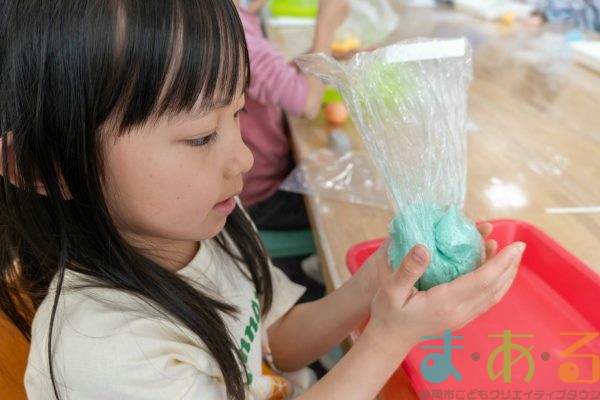 2026年3月1日_製剤体験！薬剤師とバスボム作り！