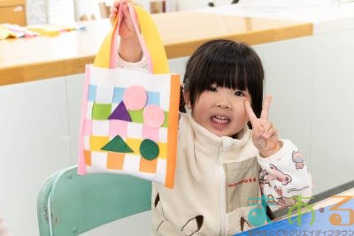 2026年1月5日_〇と□のカラフルバック作り